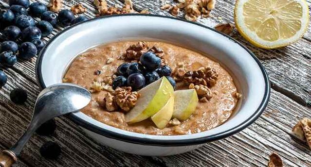 La sopa crema diversifica el menú para la gota